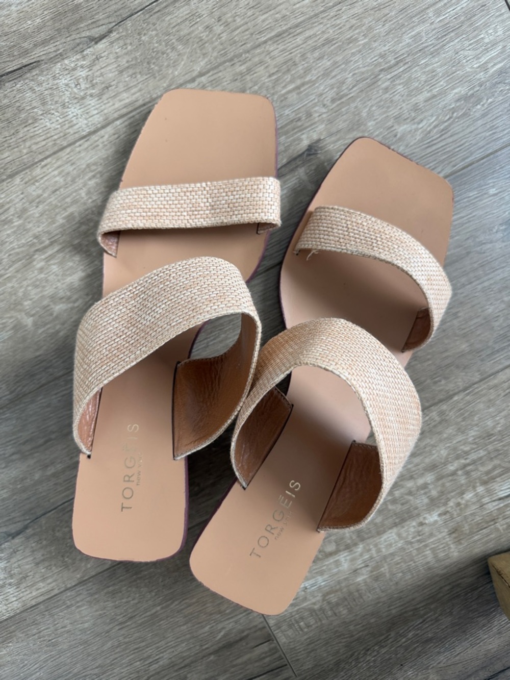 Torgeis Women’s Slip On Woven Sandal Size 10 Ball Heel Mod Natural Woven Shoe